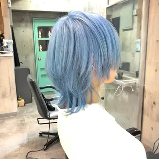 ミディアム カラー ホワイト&レイヤーカ ットエクステ長畠俊輔のヘアスタイル