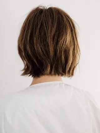 ショート Conforto店長 渡邊のヘアスタイル