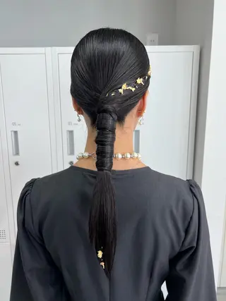 ロング maya レイヤーカットのヘアスタイル