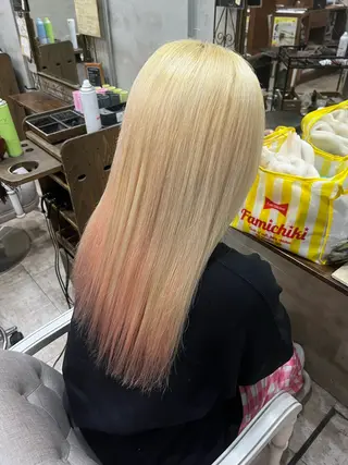 ロング カラー 艶髪/ハイトーン/ ヘアセット/モエノのヘアスタイル