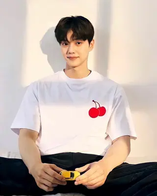 ショート メンズ 艶感透明感カラー🤍 hinaのヘアスタイル