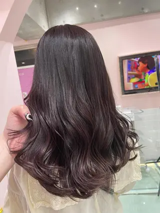 カラー 艶髪 🦋CON🦋のヘアスタイル