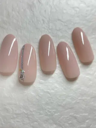 ネイル total salon fu-a'[フーア]所属・佐藤 芽衣のネイルデザイン