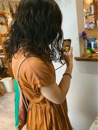 ミディアム 佐藤 美咲のヘアスタイル