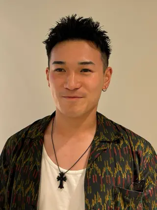 メンズ フェザーパーマ/韓国 /メンズカット保立のヘアスタイル