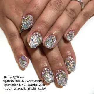 ネイル 廣瀬 真奈美のネイルデザイン