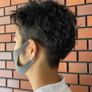 ショート パーマ エイト ウメダのヘアスタイル