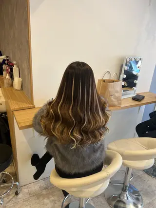 ロング マテリアル 中央駅店のヘアスタイル
