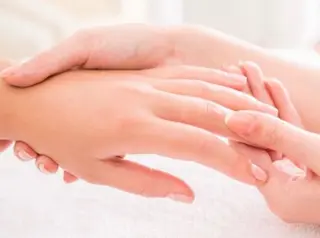 ネイル 杉山 ネイリストのネイルデザイン