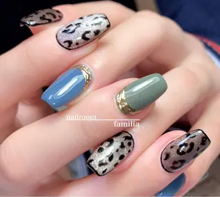 ネイル -nailroom- familiaのネイルデザイン