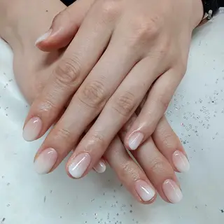 ネイル 金井 奈々のネイルデザイン