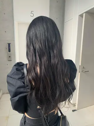 ロング カラー カネコ ユカリのヘアスタイル