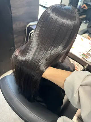 セミロング 髪質改善 中川　翔のヘアスタイル