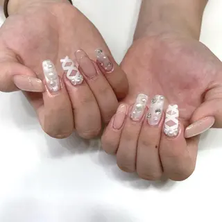 ミディアム Lety total beautyのネイルデザイン
