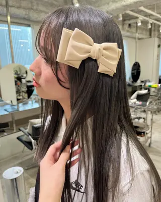 ショート CYAN by artefice所属・安達 萌花のヘアスタイル