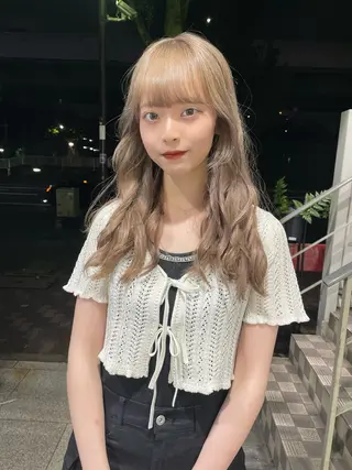 ロング カラー カットモデル/ ハイトーン/ゆうあのヘアスタイル