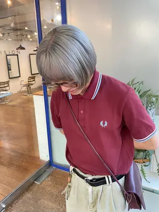 ショート カラー 🌻名古屋🌻 🫧ハイトーン🫧のヘアスタイル