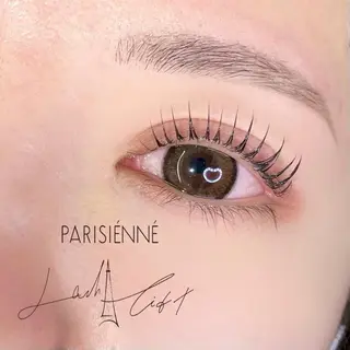 マツエク・マツパ まつげパーマ・アイブロウ専門店Lir西日暮里店所属・lir 西日暮里のマツエク・マツパデザイン