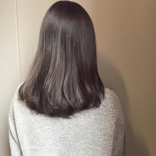 セミロング カラー 上川 美幸のヘアスタイル