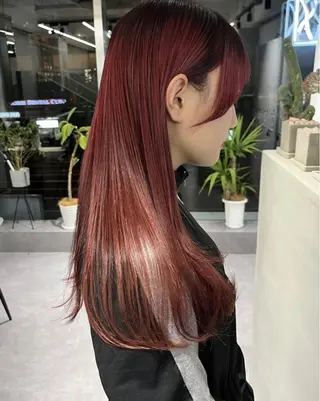 ロング カラー FIVE Bunt@のヘアスタイル