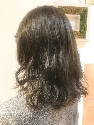 ミディアム カラー パーマ Neolive Cava 相模大野店所属・sola: neoliveのヘアスタイル