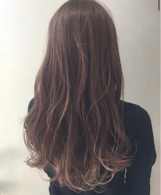 カラー 勝屋 有梨のヘアスタイル
