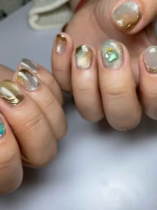 ネイル アトリエみかん所属・MIKA 🍊のネイルデザイン