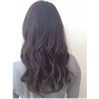 ミディアム セミロング TOMOYAレイヤー ブリーチ縮毛矯正のヘアスタイル