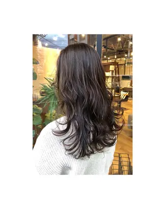 ロング カラー あらい なつみのヘアスタイル