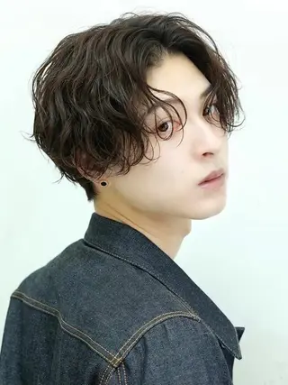 ミディアム カラー パーマ ヘアアレンジ メンズ 透明感ラベンダー💗 SHOのヘアスタイル