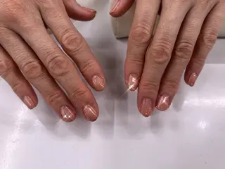 ネイル 今泉 愛理のネイルデザイン