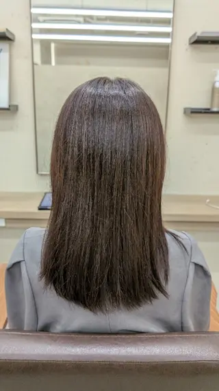セミロング カラー 藤村 優のヘアスタイル