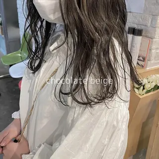 セミロング カラー CLUTCH天王寺 西藤遥河のヘアスタイル