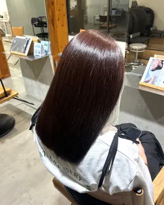 セミロング カラー 小木曽 里華のヘアスタイル