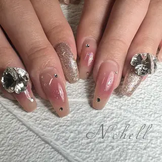 ネイル Nailist Aoiのネイルデザイン