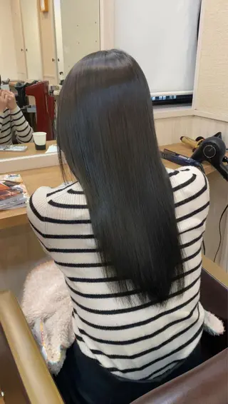 カラー NUMBER 天王寺YUYAのヘアスタイル