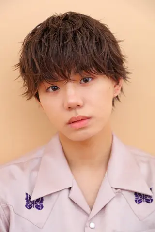 メンズ カラー メンズ ヘアメイク ハイトーン キャロのヘアスタイル