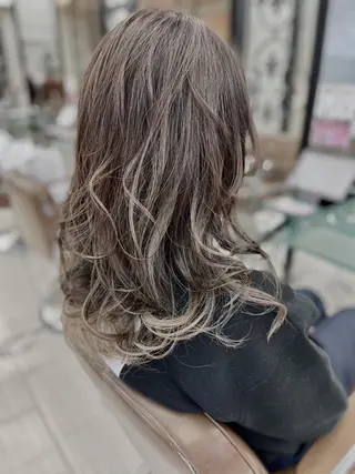 セミロング 宮内 修平のヘアスタイル