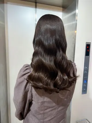 ロング louwe 武藤幸世のヘアスタイル