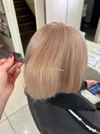 ミディアム カラー ヘアメ☯️派手髪 ☯️ルカのヘアスタイル