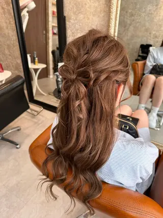ロング 上山 菜緒のヘアスタイル