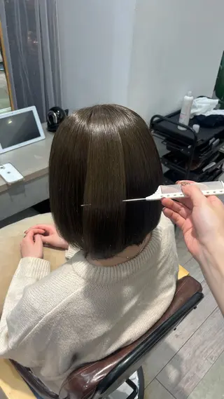 ミディアム カラー 箕輪 愛瑚のヘアスタイル