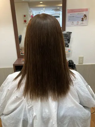 ロング MOLLASALON 浅香山店所属・ツジ モモカのヘアスタイル