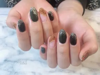 ネイル ♾nail 恵美のマツエク・マツパデザイン