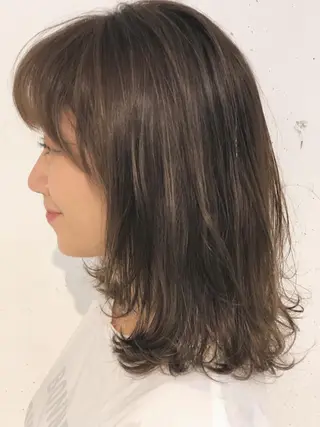 ミディアム カラー 🍂秋の透け感カ ラー🍂HIDEKAのヘアスタイル