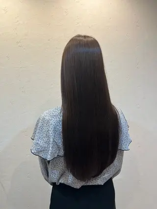ロング カラー 山本 彩香のヘアスタイル