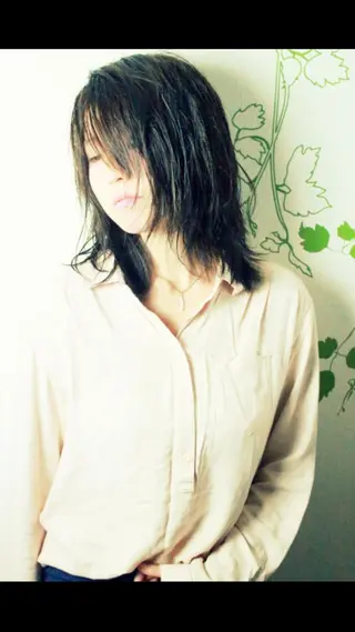 ミディアム 柴田 陽平のヘアスタイル