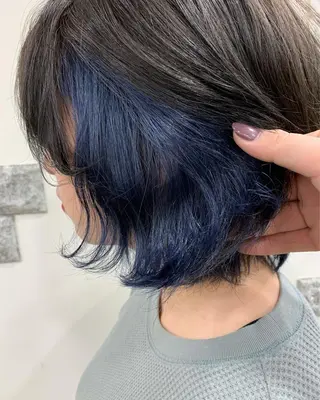 ショート カラー SALOWIN新宿三丁目 Frente店所属・薄田 珠美のヘアスタイル