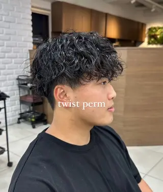 ショート パーマ リノ stylist🪐のヘアスタイル