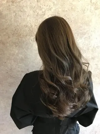 ミディアム カラー hair salon darts所属・髪質改善/美髪ケア ✨岡野右京のヘアスタイル